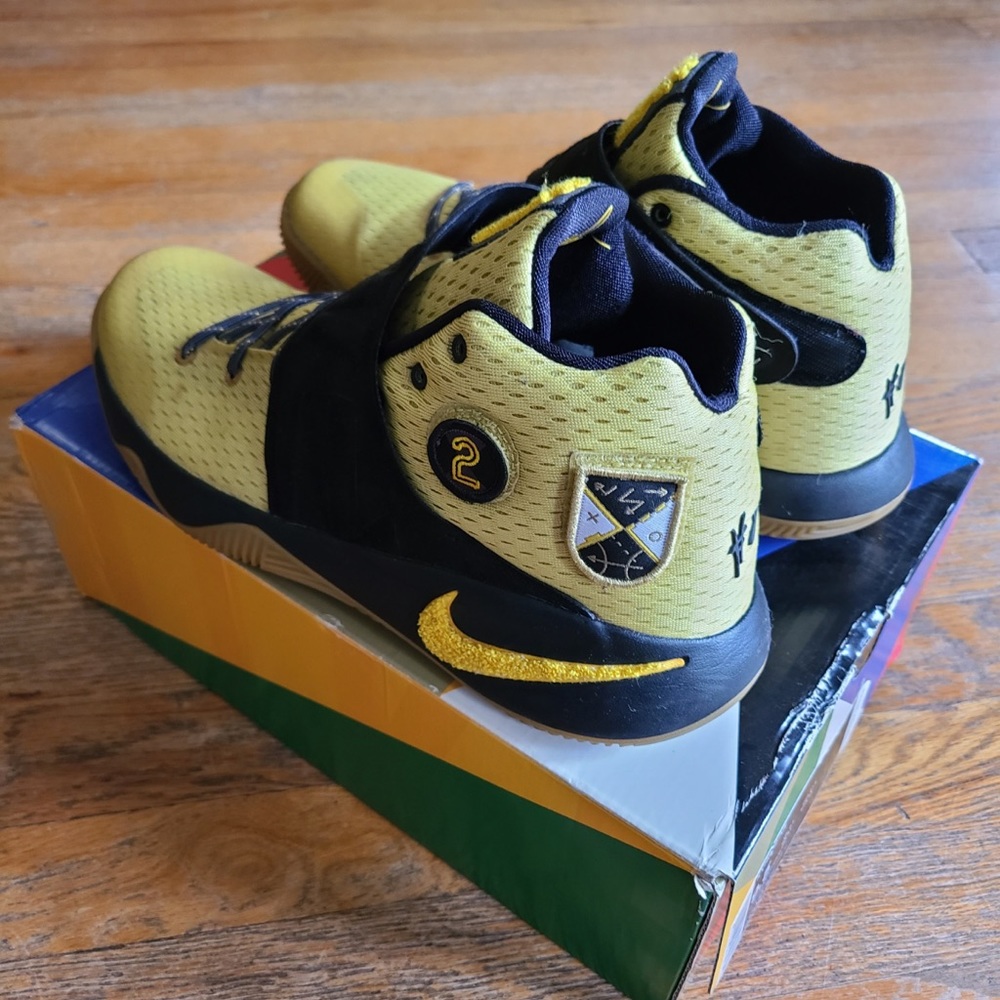 KYRIE 2 'ALL STAR NORTHERN LIGHTS' (unreleased) - Picture 4 of 9